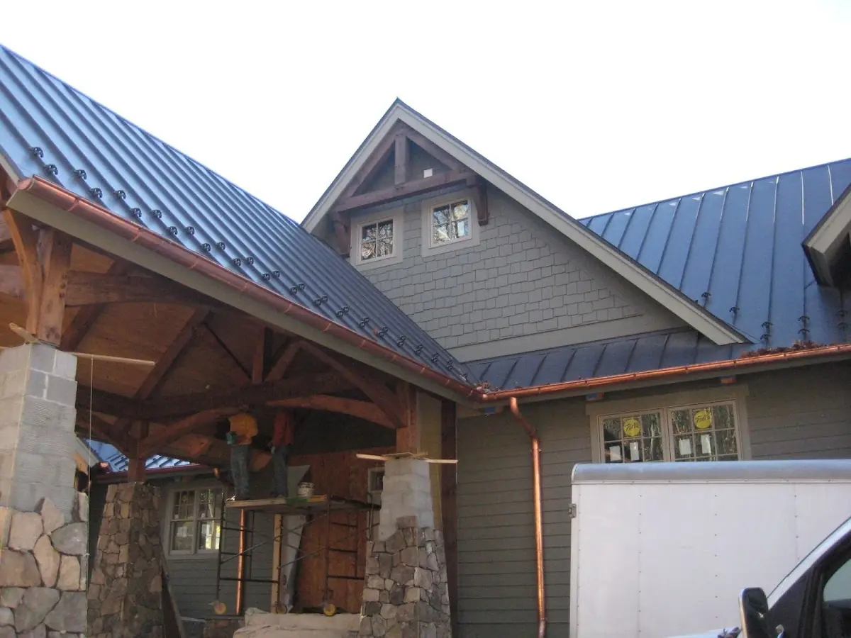 Craftsman Roofing team delivering quality roofing work in Middle Haddam
